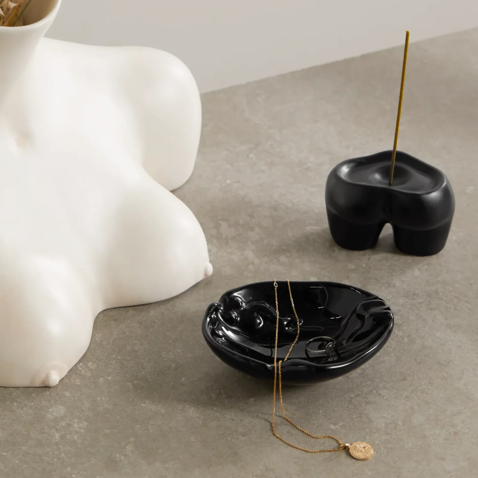 Anissa Kermiche Asstray (Black)- Home