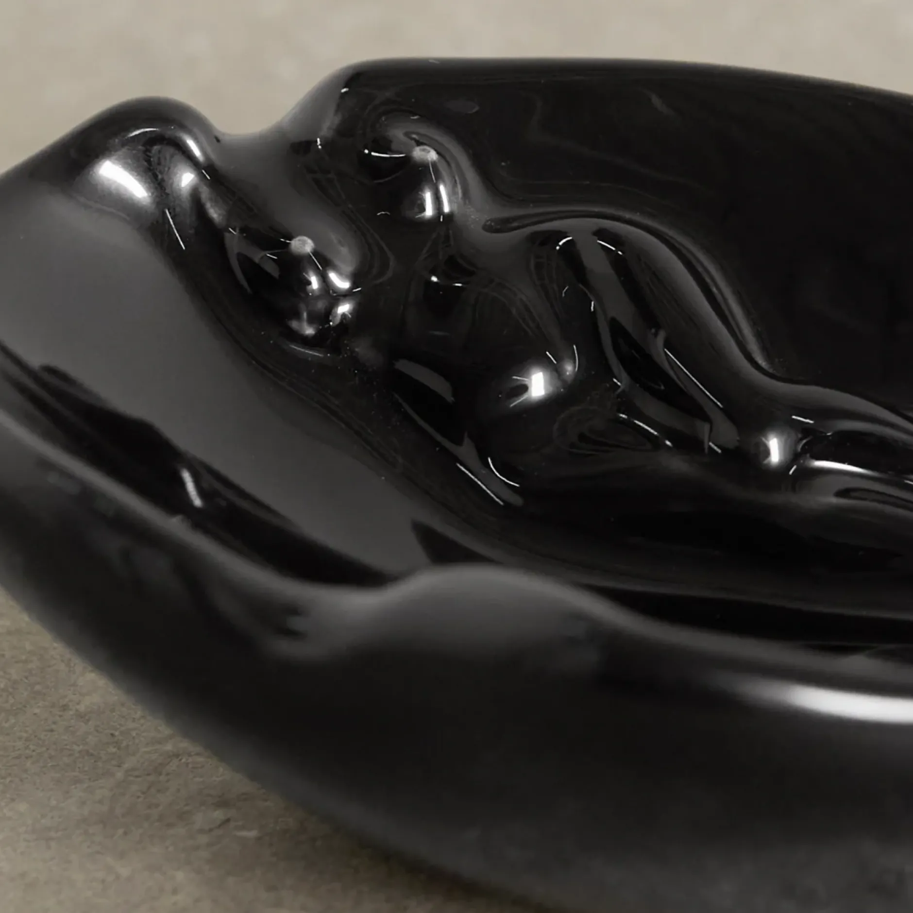 Anissa Kermiche Asstray (Black)- Home